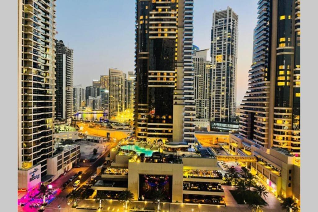 Cayan Tower Luxury Apartment With Sea View Dubai Dış mekan fotoğraf